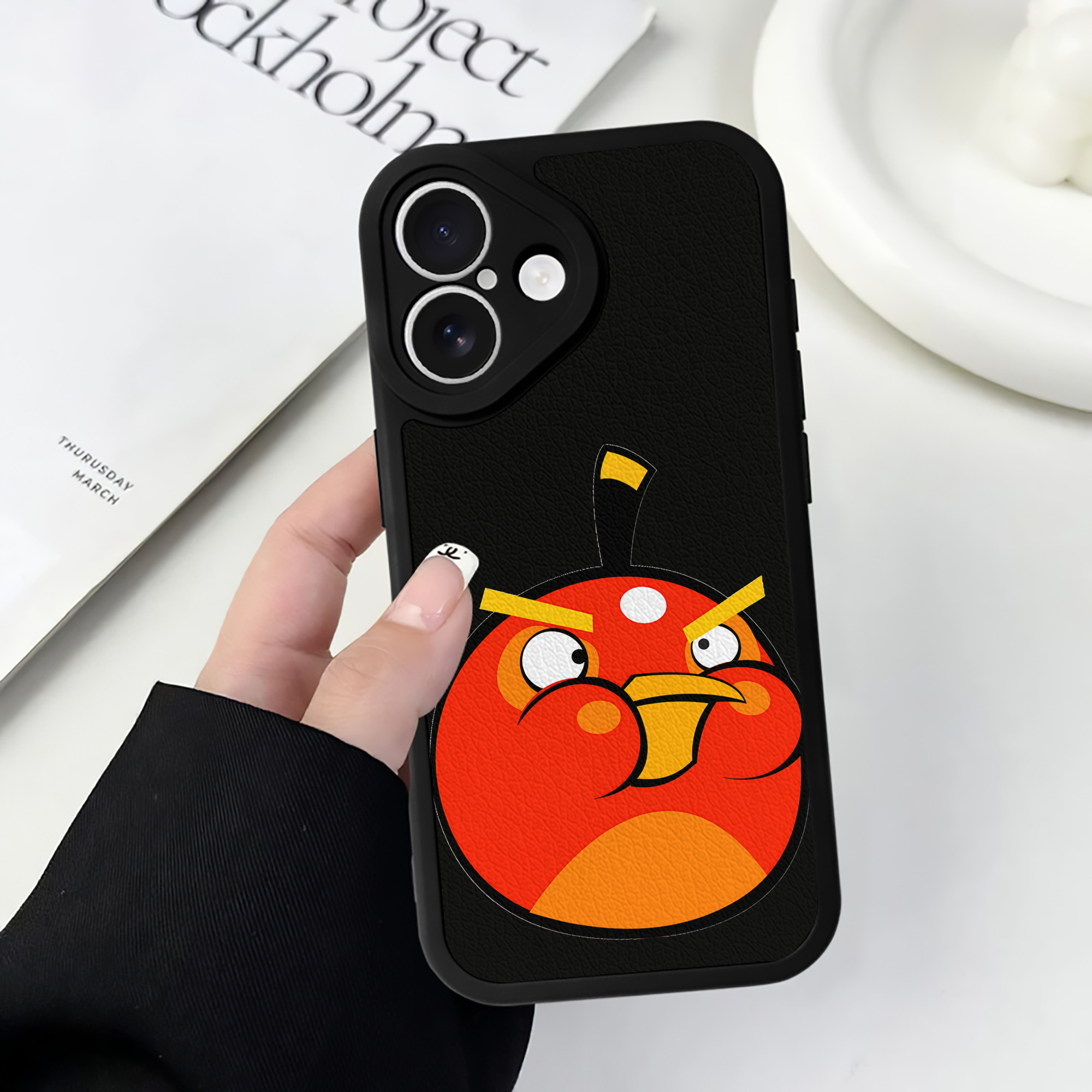 （画像用） Angry Birds アングリーバード 【iPhone 16シリーズ対応】シリコンスマホケース（レザー調） 材質：シリコン
